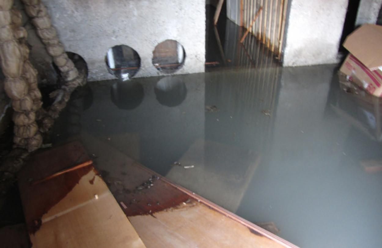 Вдарило струмом: у підвалі львівської новобудови трагічно загинув підліток Вдарило струмом: у підвалі львівської новобудови трагічно загинув підліток