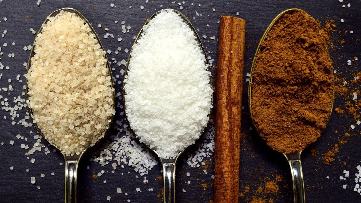 Чим замінити білий цукор в раціоні: поради дієтологині Світлани Фус