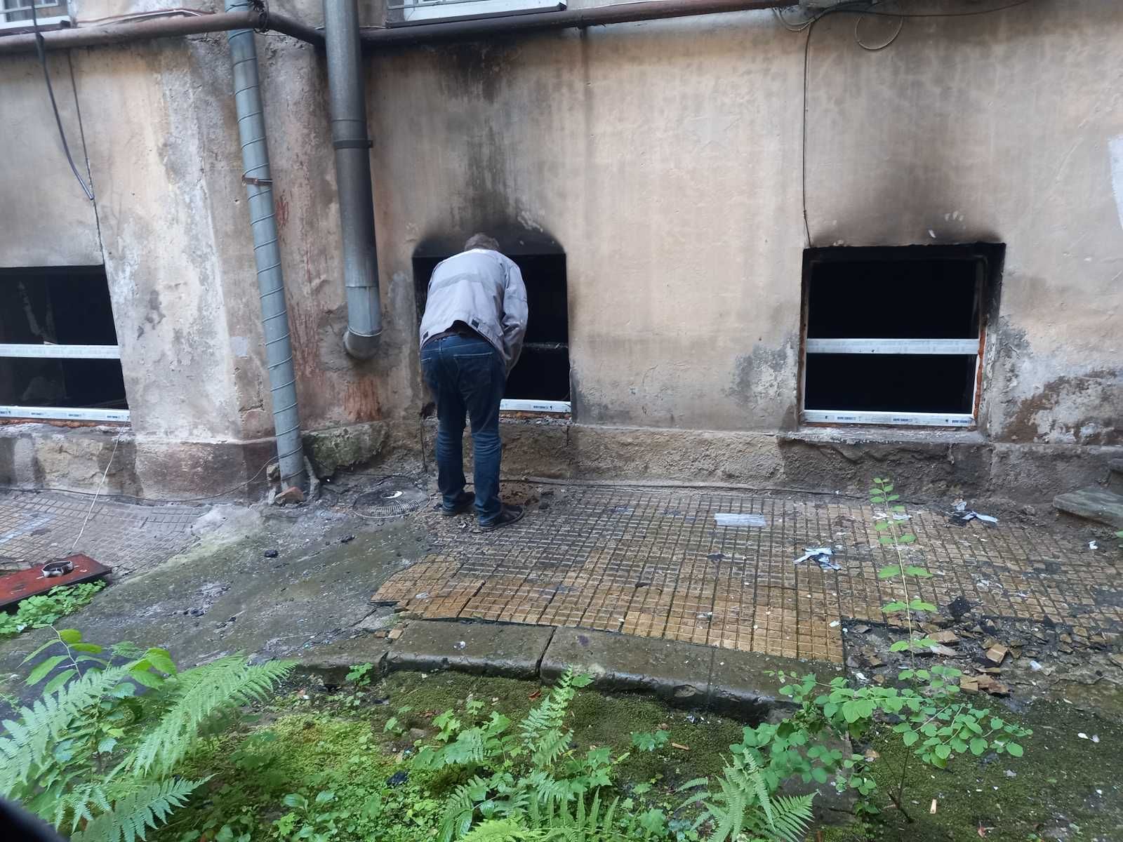 Во Львове 20.06.2021 произошел сокрушительный пожар в Kraft Burger: фото Во Львове 20.06.2021 произошел сокрушительный пожар в Kraft Burger: фото