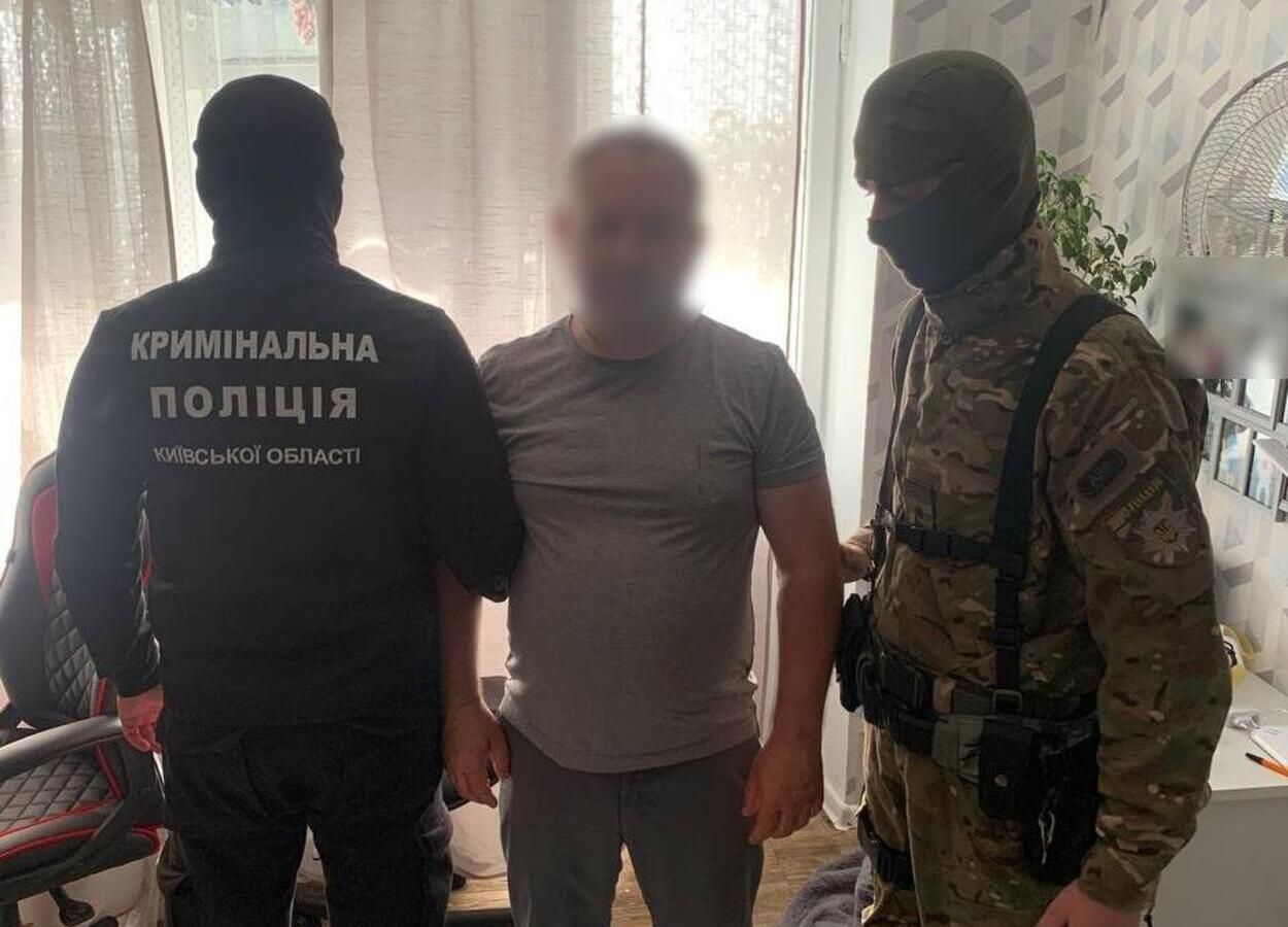 Вкрали понад мільйон гривень готівки: на Київщині затримали дует серійних злодіїв – фото Вкрали понад мільйон гривень готівки: на Київщині затримали дует серійних злодіїв – фото