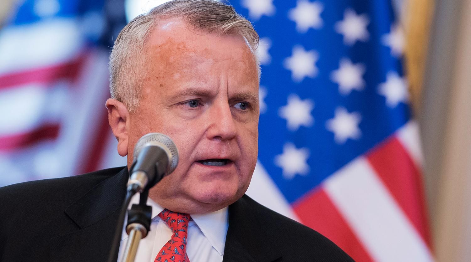 Посол США отправится в Москву после скандала с Путиным-убийцей Посол США отправится в Москву после скандала с Путиным-убийцей