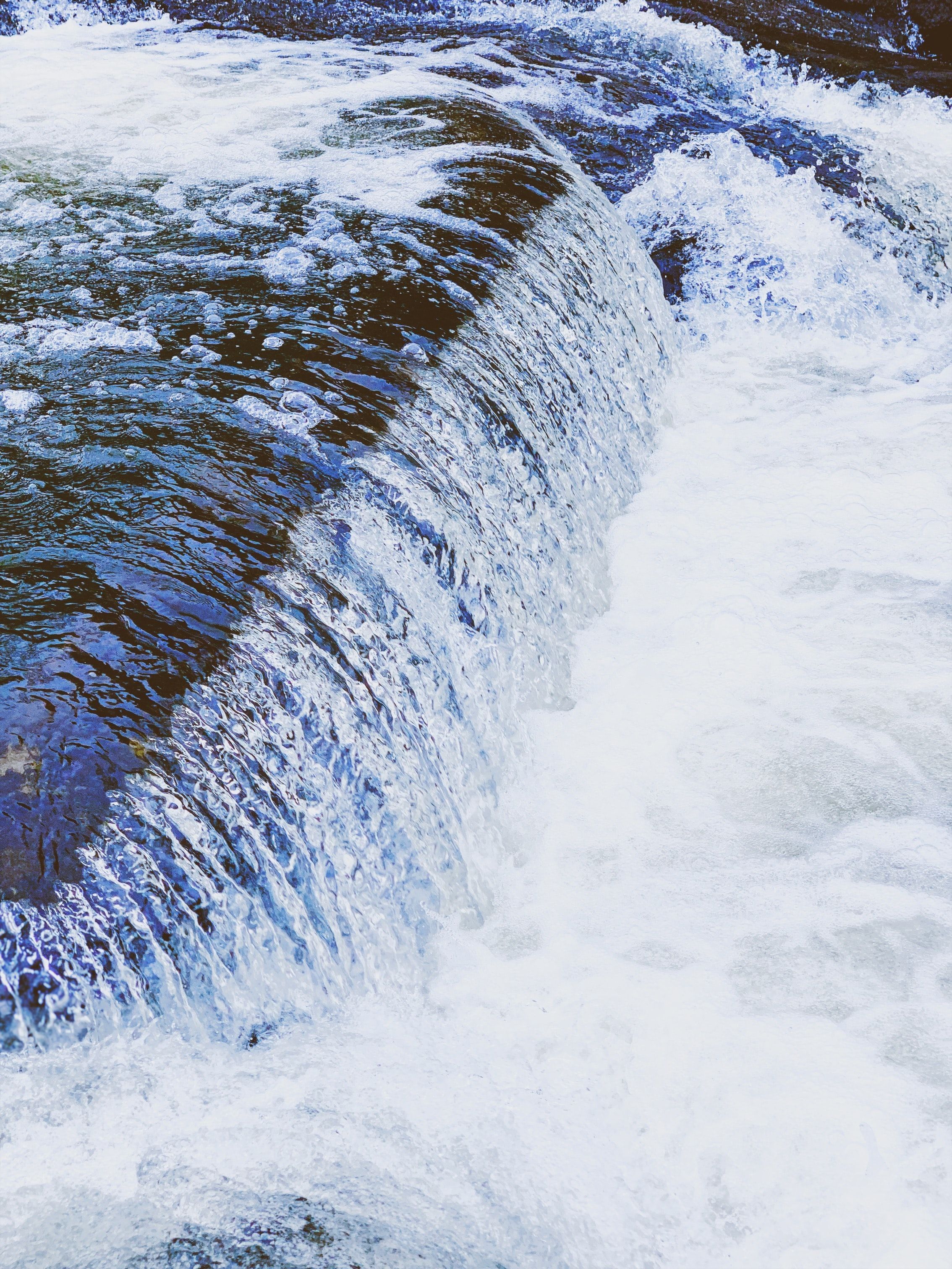 В Україні потонули 40 людей, серед них – 6 дітей В Україні потонули 40 людей, серед них – 6 дітей