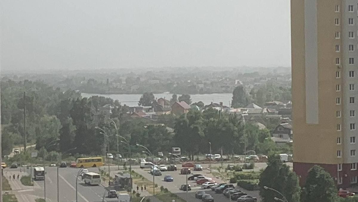 Піщана буря у Києві 22 червня 2021: відео та фото Піщана буря у Києві 22 червня 2021: відео та фото