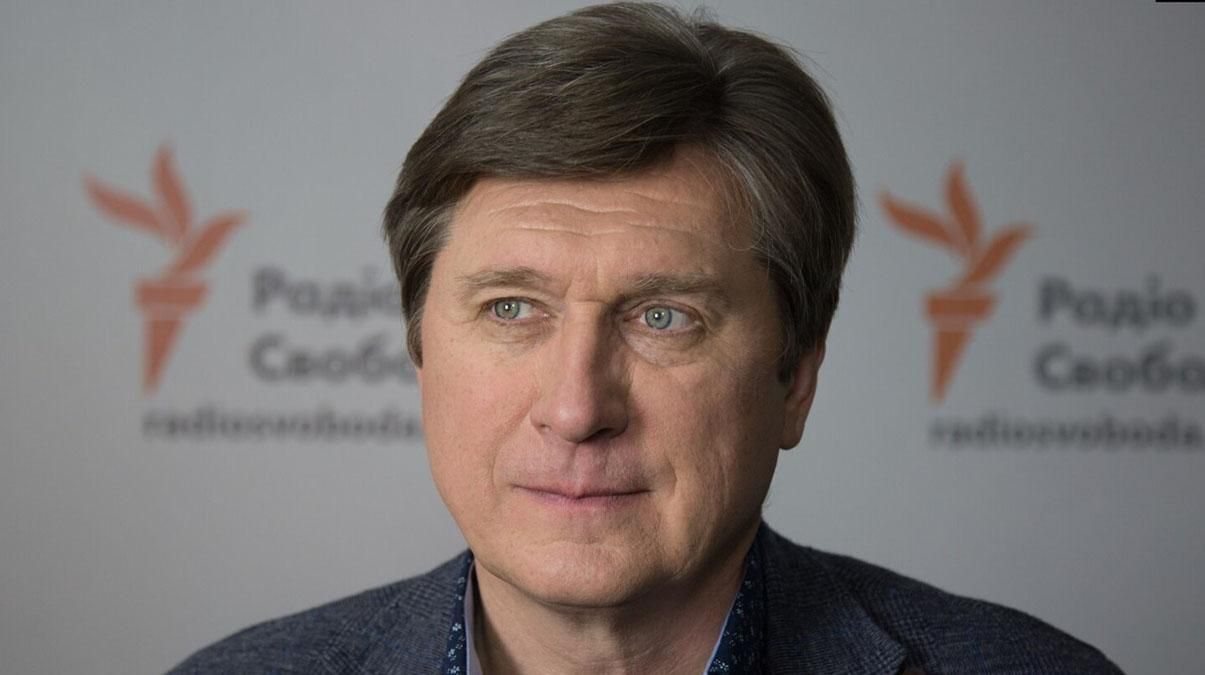 Фесенко: Коррупционные скандалы не влияют на рейтинги политиков Фесенко: Коррупционные скандалы не влияют на рейтинги политиков