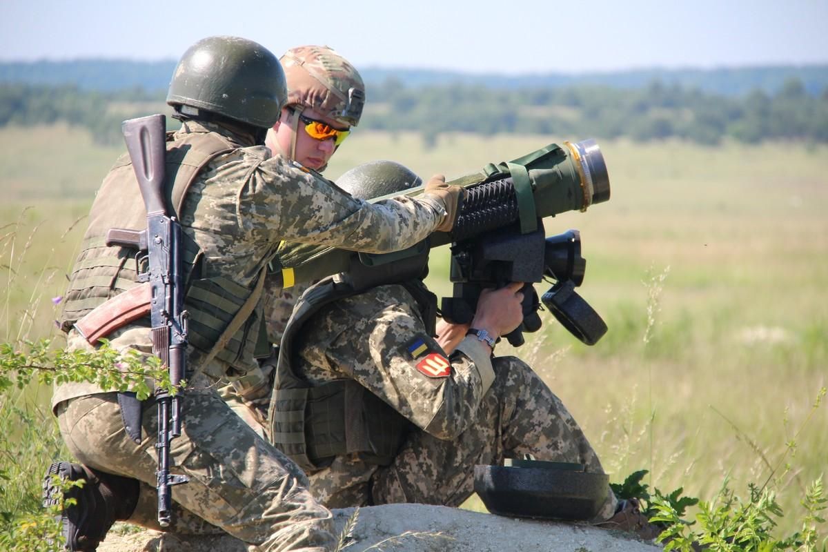 Українські оператори Javelin вперше провели запуск ракет: фото, відео