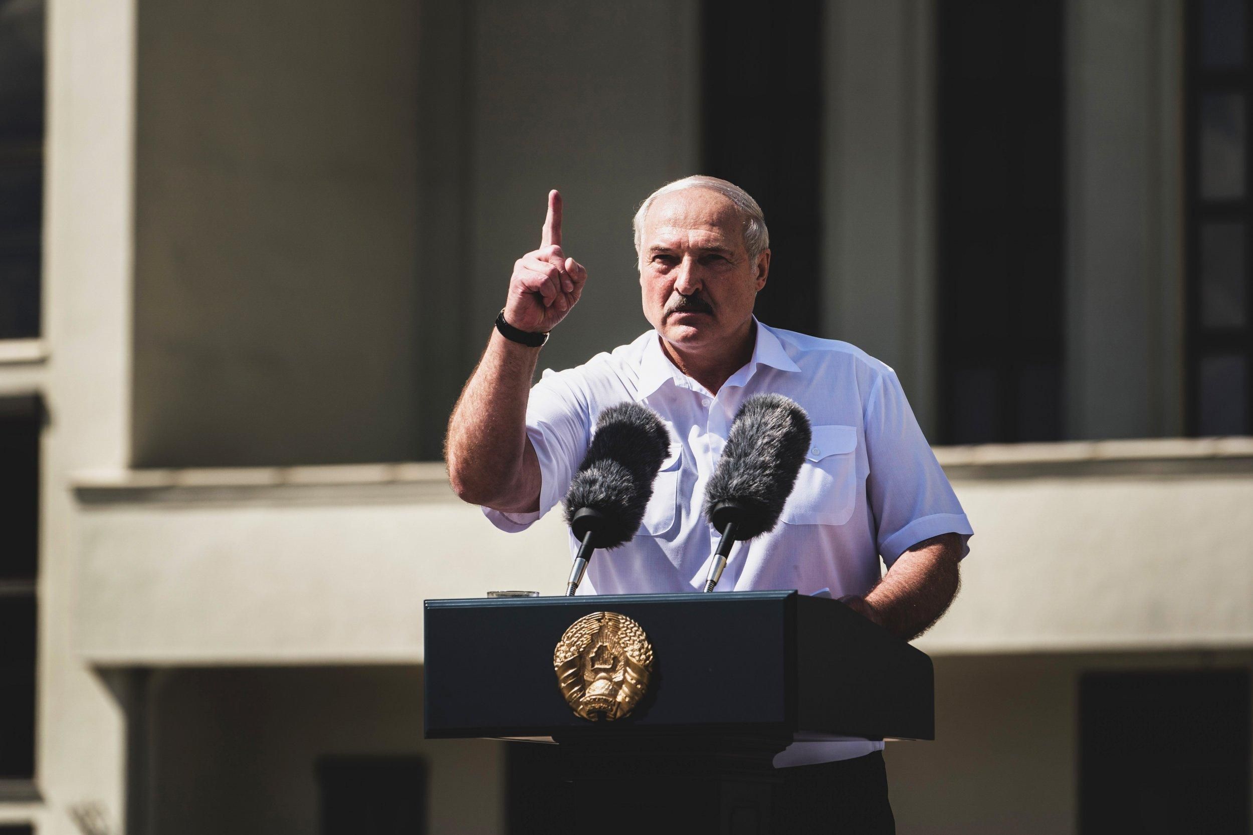 Лукашенко в глухом углу: четыре сценария