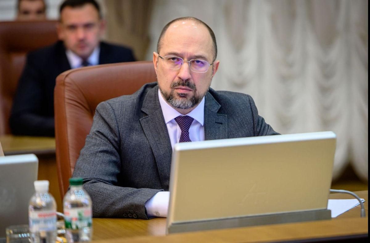 Шмигаль: Орендарі, які працюють на землі, зможуть її викупити Шмигаль: Орендарі, які працюють на землі, зможуть її викупити