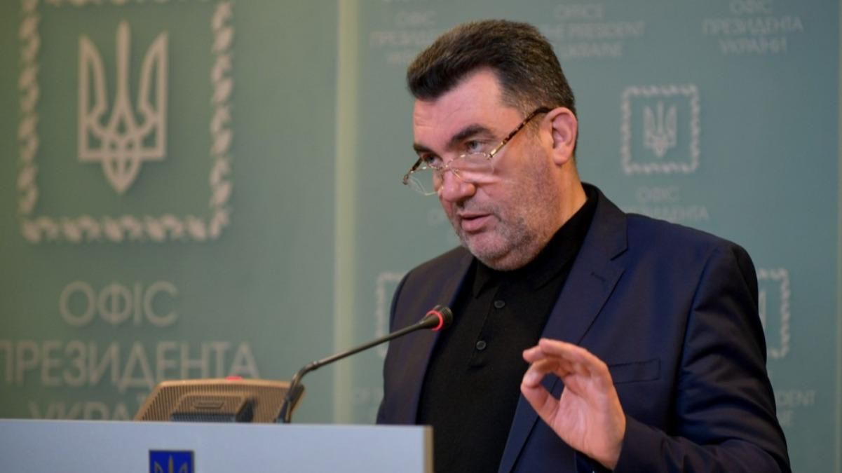 Данілов не виключає закриття сполучення з країнами, де є штам Дельта Данілов не виключає закриття сполучення з країнами, де є штам Дельта