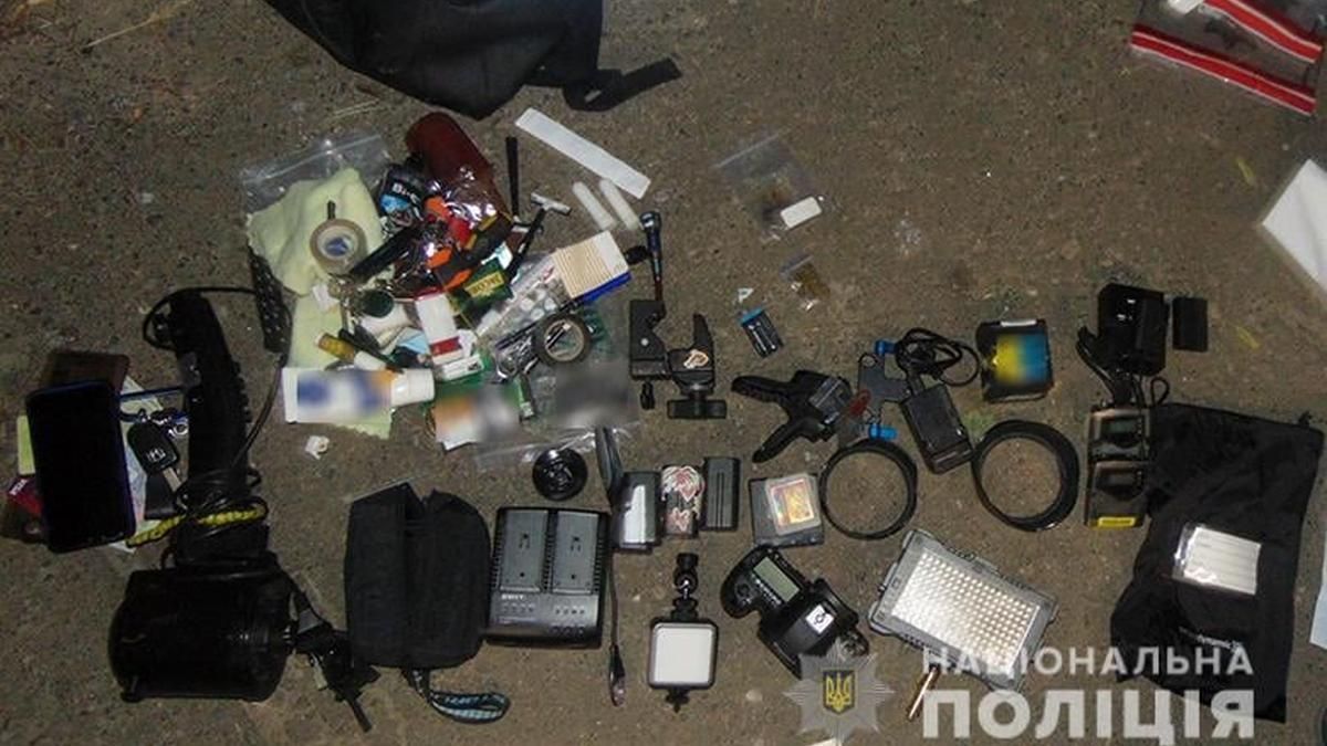 В Киеве работник телеканала похитил оборудования на 200 тысяч В Киеве работник телеканала похитил оборудования на 200 тысяч