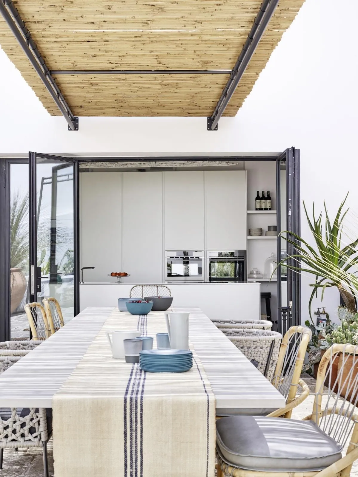 Їдальня на терасі: 20 літніх варіантів для приватних будинків Їдальня на терасі: 20 літніх варіантів для приватних будинків