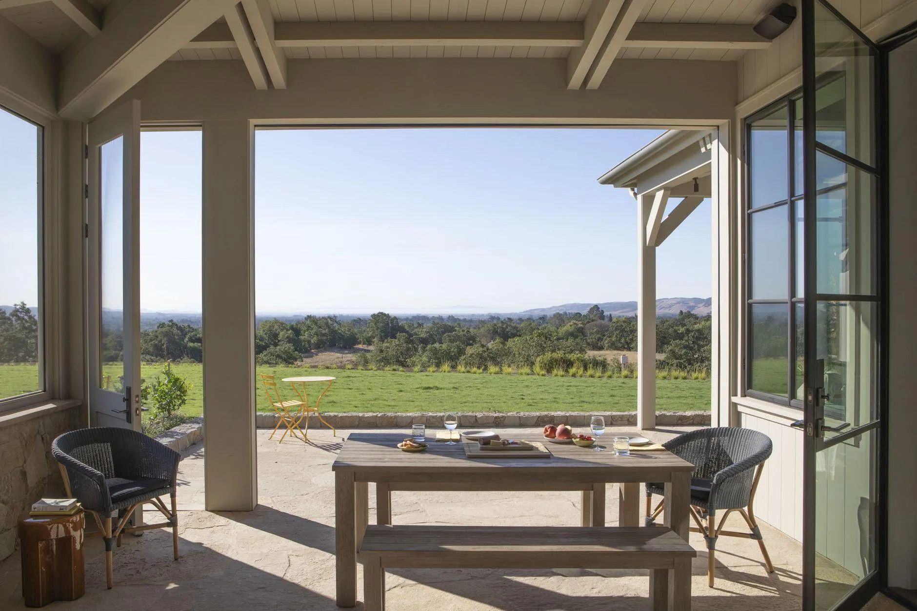 Їдальня на терасі: 20 літніх варіантів для приватних будинків Їдальня на терасі: 20 літніх варіантів для приватних будинків