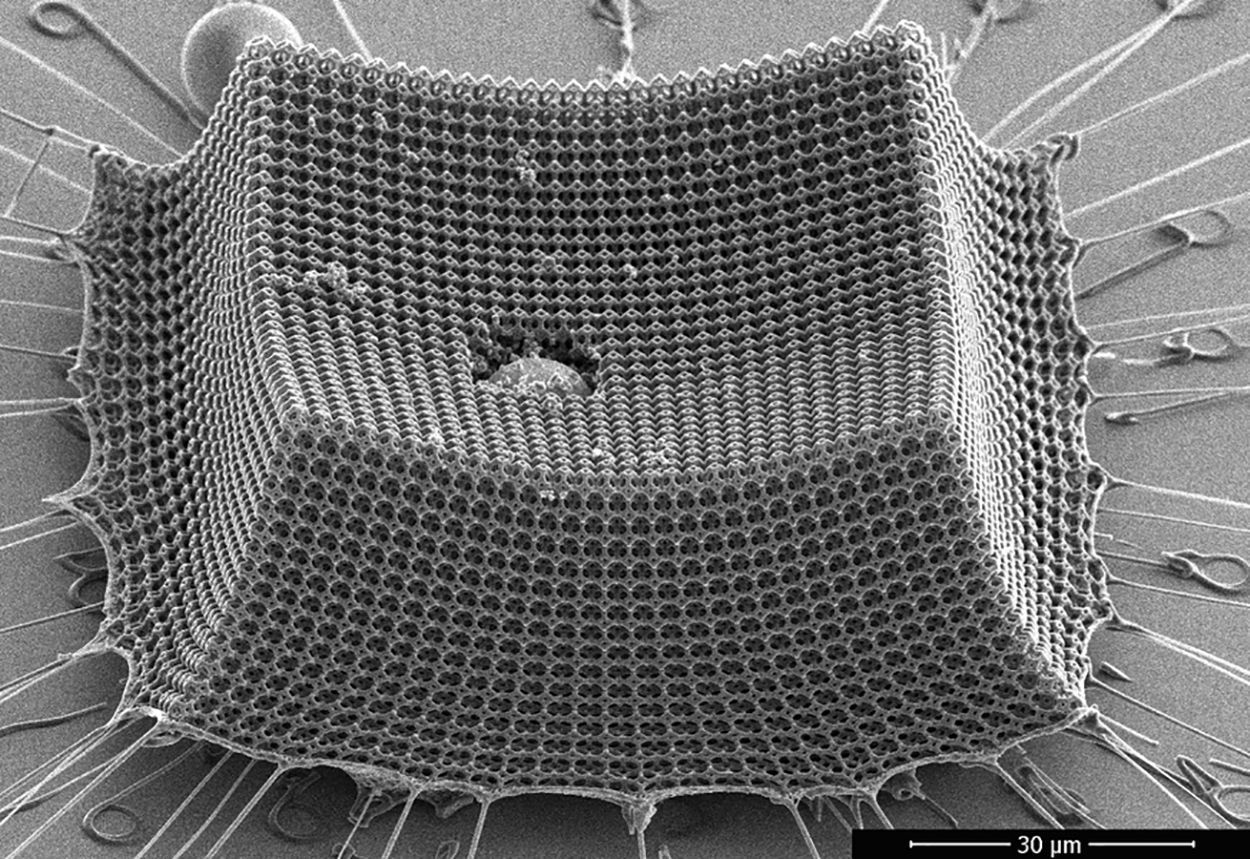 Изобрели новый материал: новый материал прочнее стали и кевлара Изобрели новый материал: новый материал прочнее стали и кевлара