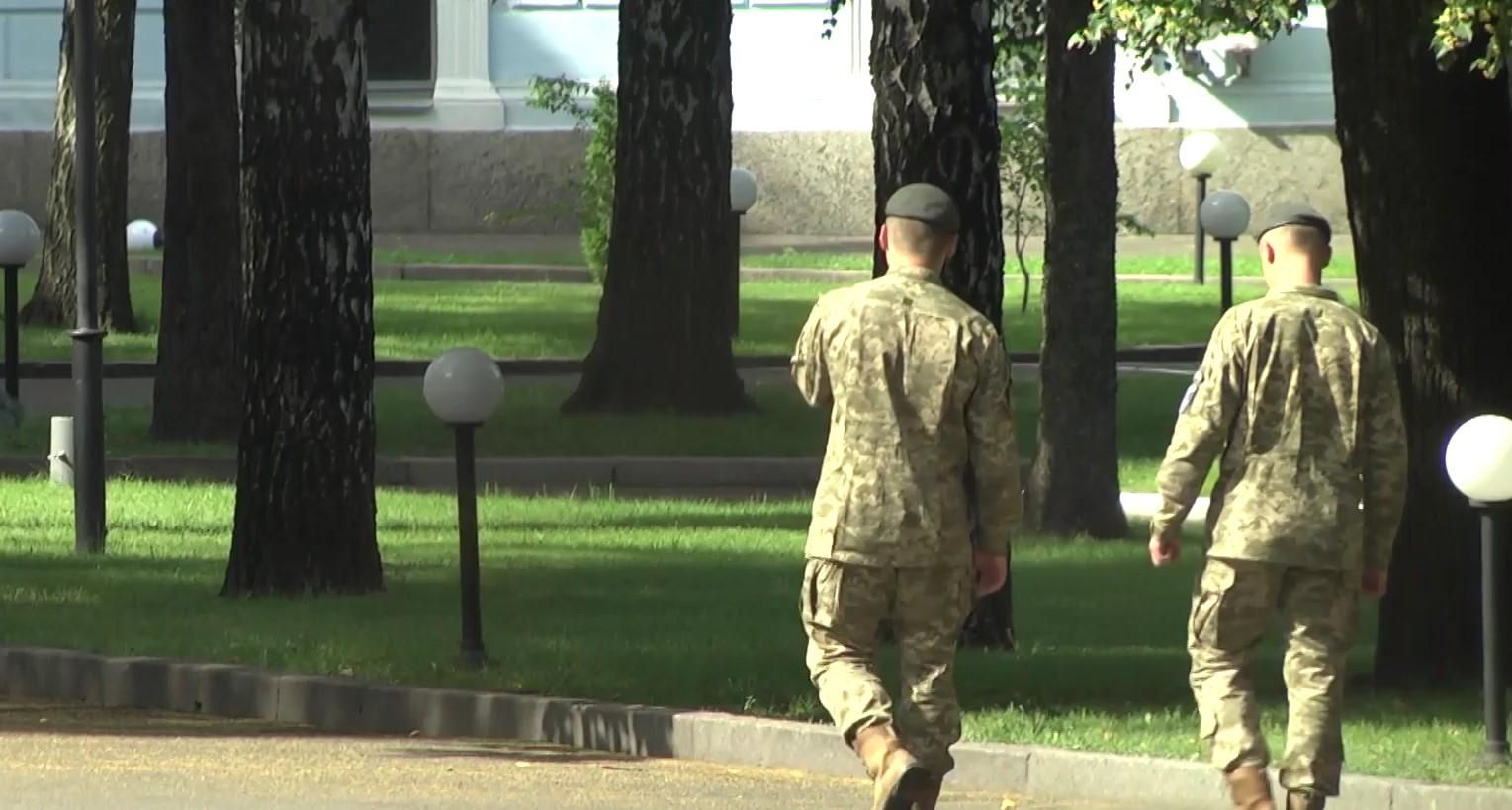 В Укроборонпромі – без контрактів: чому в Україні гальмують оборонні закупівлі В Укроборонпромі – без контрактів: чому в Україні гальмують оборонні закупівлі