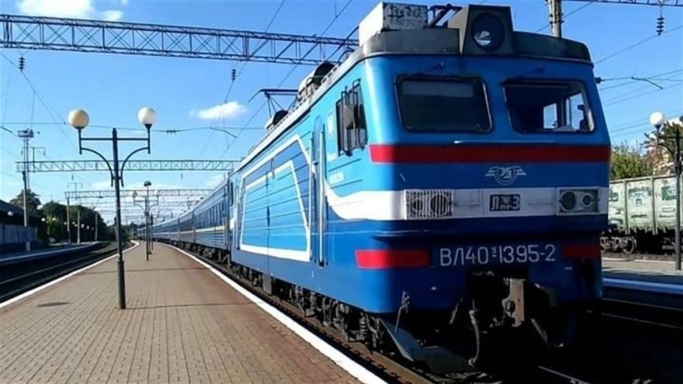 Из-за погодных условий ряд поездов во Львов отстают от графика