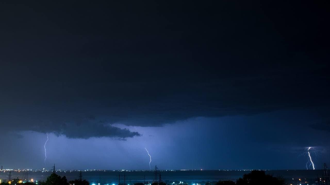 Стихия обрушилась на Одессу: город серьезно затопило – видео, фото Стихия обрушилась на Одессу: город серьезно затопило – видео, фото