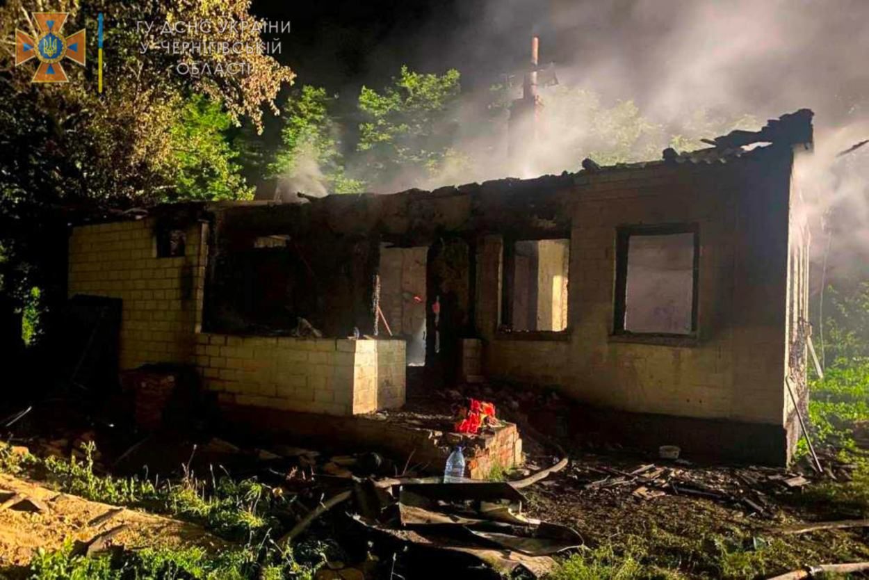 В Черниговской области в огне погибли молодые супруги