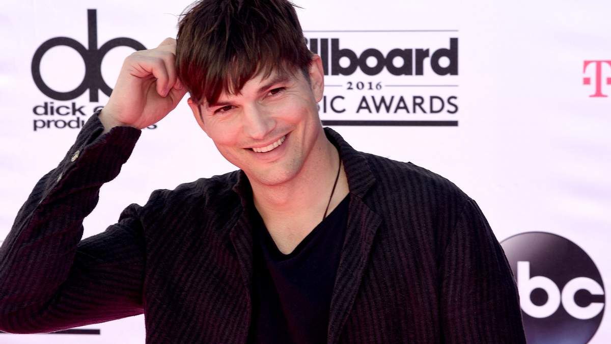 Ештон Катчер легковажно ставився до грошей у молодому віці Ештон Катчер легковажно ставився до грошей у молодому віці