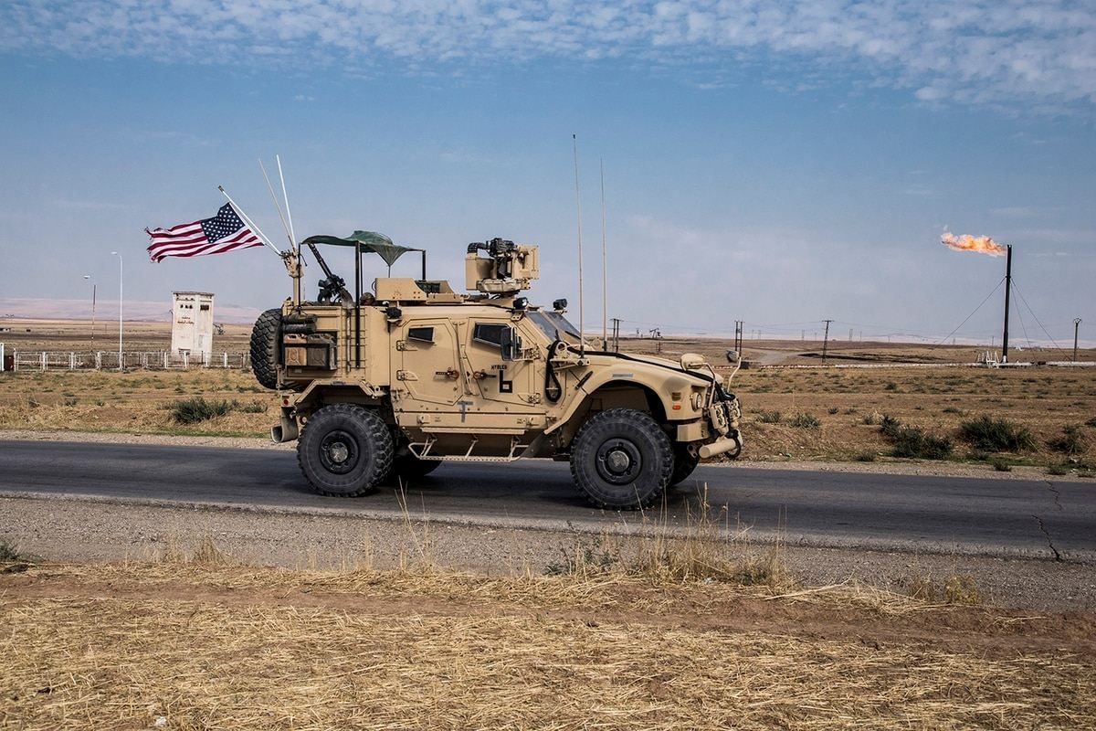 База США в Сирии попала под обстрел: военные атаковали нападающих