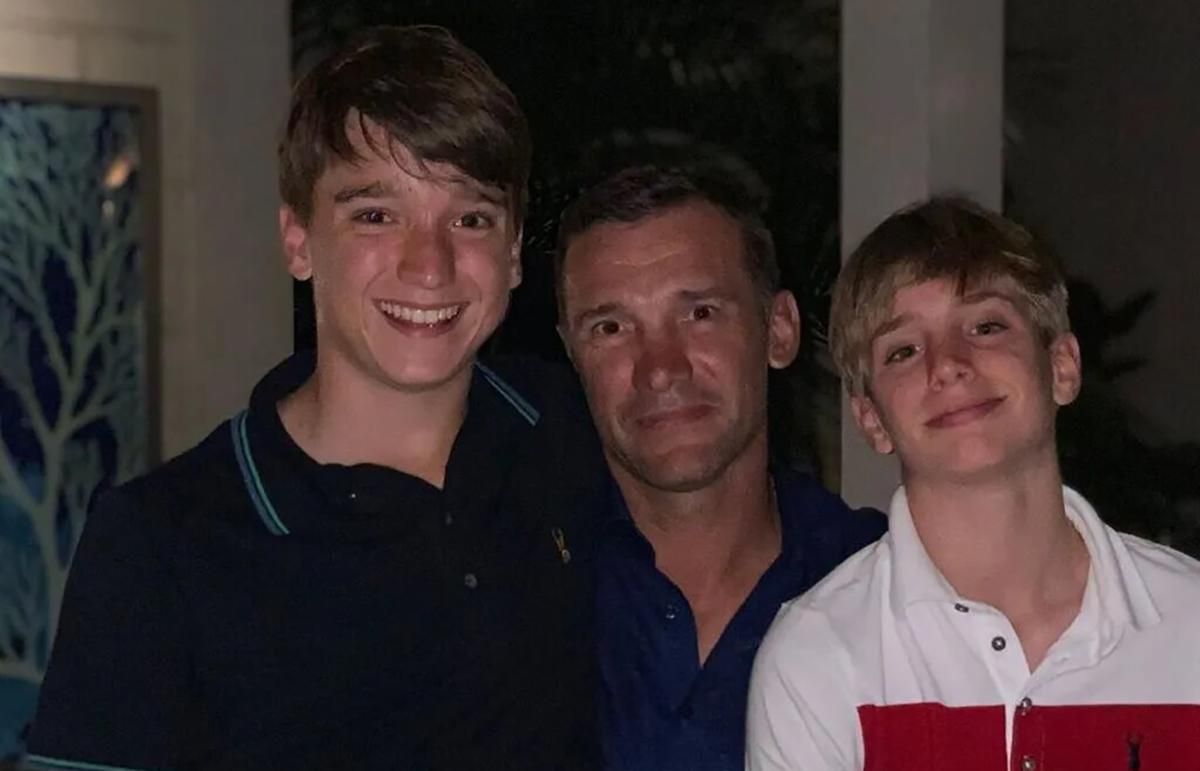 Сыновья Шевченко приехали поддержать сборную в матче со Швецией: фото Сыновья Шевченко приехали поддержать сборную в матче со Швецией: фото