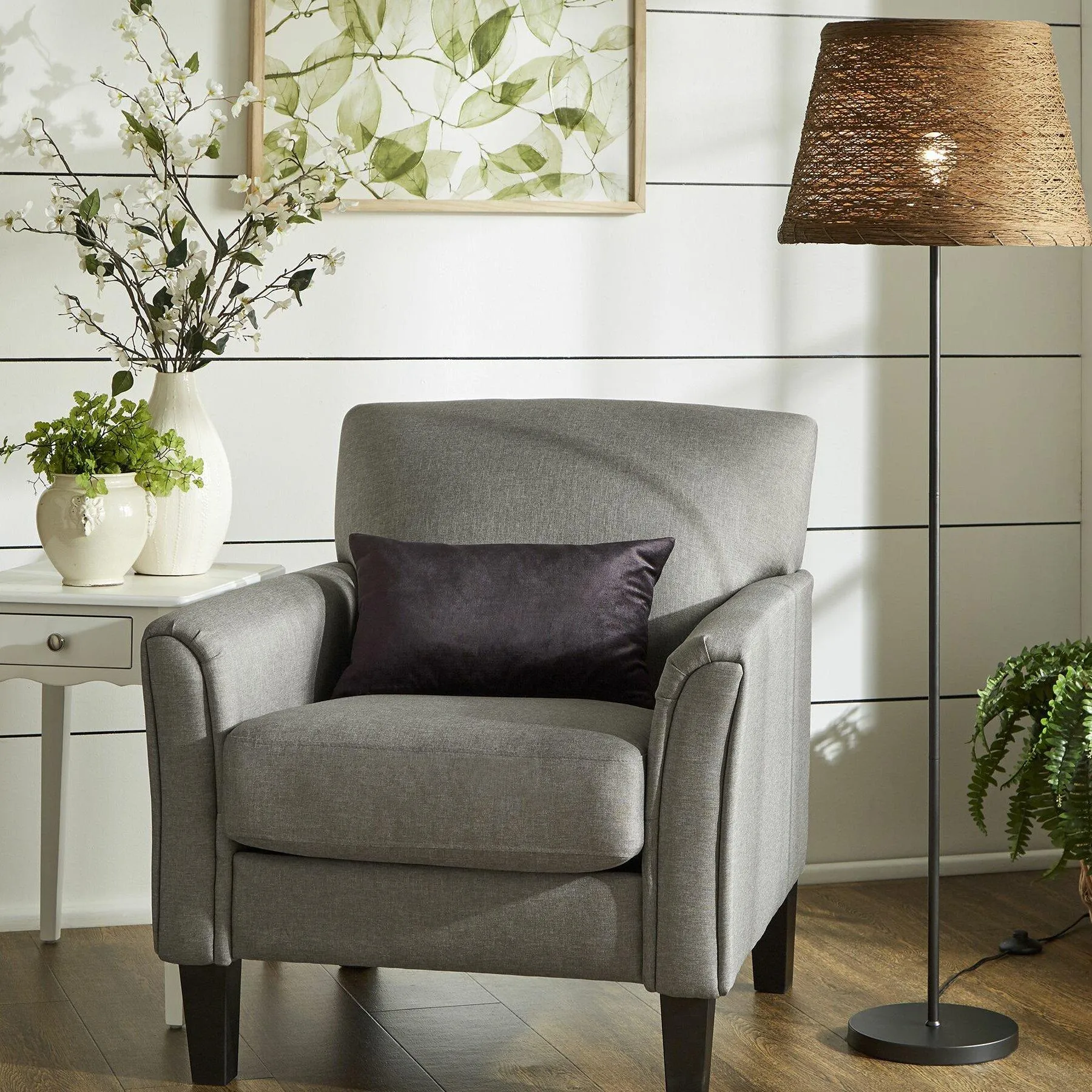 Торшери з ротанга Торшери з ротанга