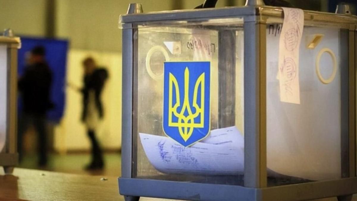 У Києві голову виборчої комісії підозрюють у фальсифікації У Києві голову виборчої комісії підозрюють у фальсифікації
