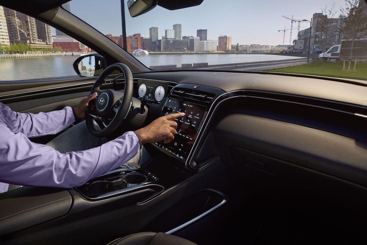 Сгусток технологий: каким оборудованием может удивить современный кроссовер Сгусток технологий: каким оборудованием может удивить современный кроссовер