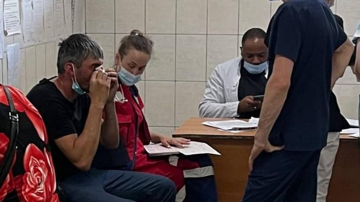 У київському суді побили антимайданівця Топаза У київському суді побили антимайданівця Топаза