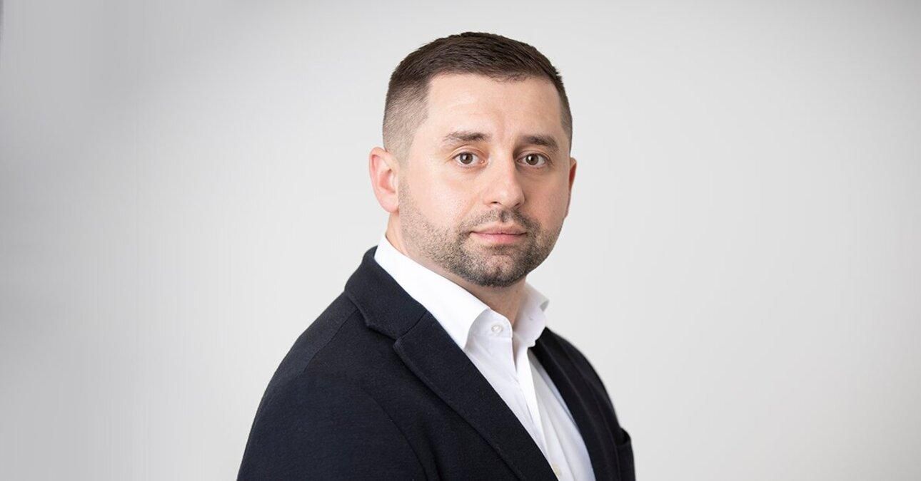 Арахамія виграв 300 доларів, вгадавши рахунок матчу Україна – Швеція Арахамія виграв 300 доларів, вгадавши рахунок матчу Україна – Швеція