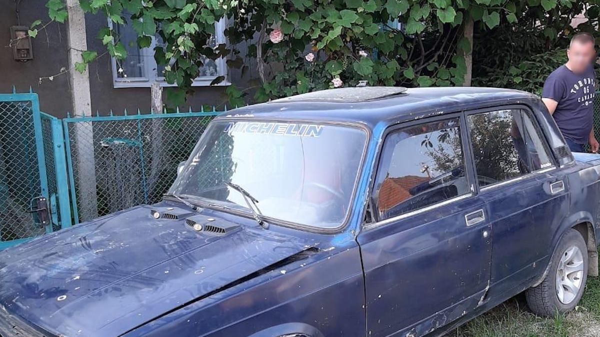 Поки був у магазині: на Закарпатті чоловік продав авто односельця Поки був у магазині: на Закарпатті чоловік продав авто односельця