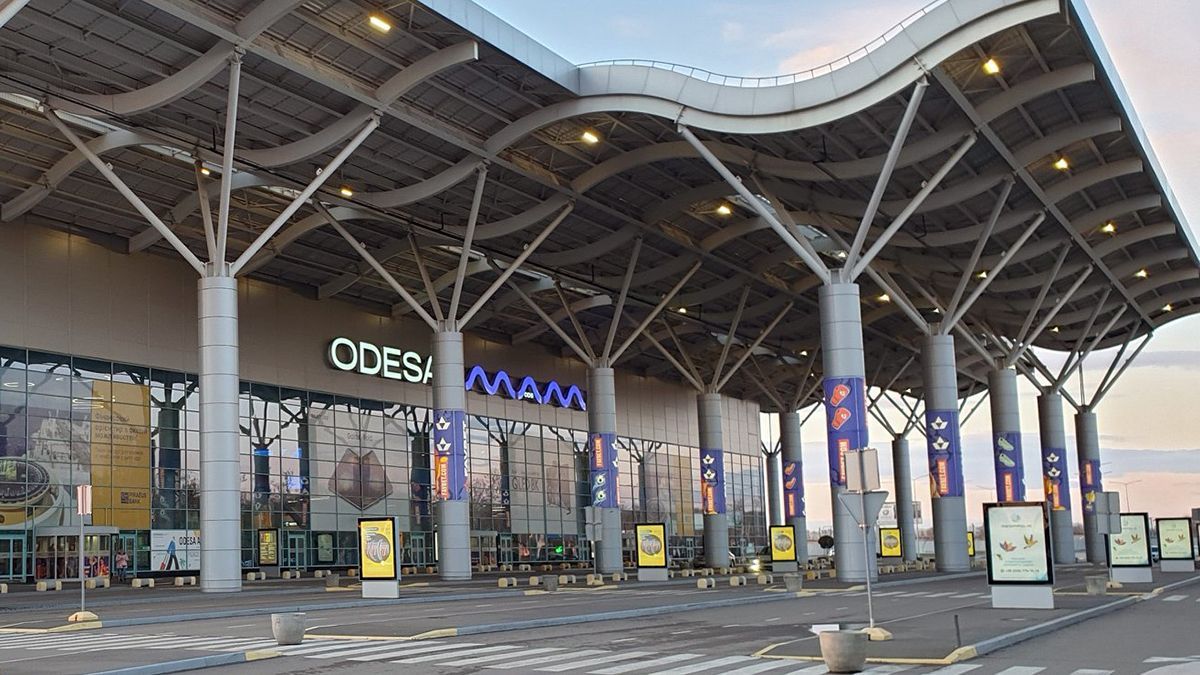 Аеропорт Одеса закриють 16 липня 2021: яка причина Аеропорт Одеса закриють 16 липня 2021: яка причина