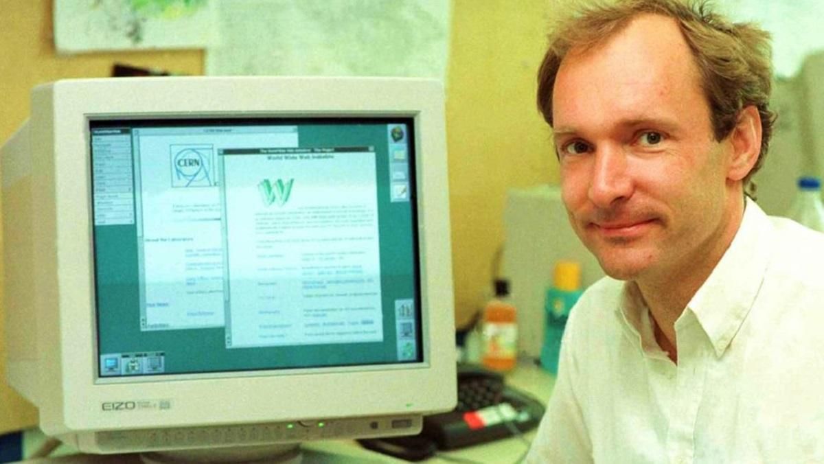 Творець інтернету продав вихідний код, як NFT-токен за шалену суму Творець інтернету продав вихідний код, як NFT-токен за шалену суму