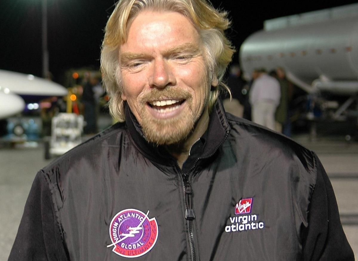 Річард Бренсон полетить у космос швидше ніж Джефф Безос Річард Бренсон полетить у космос швидше ніж Джефф Безос