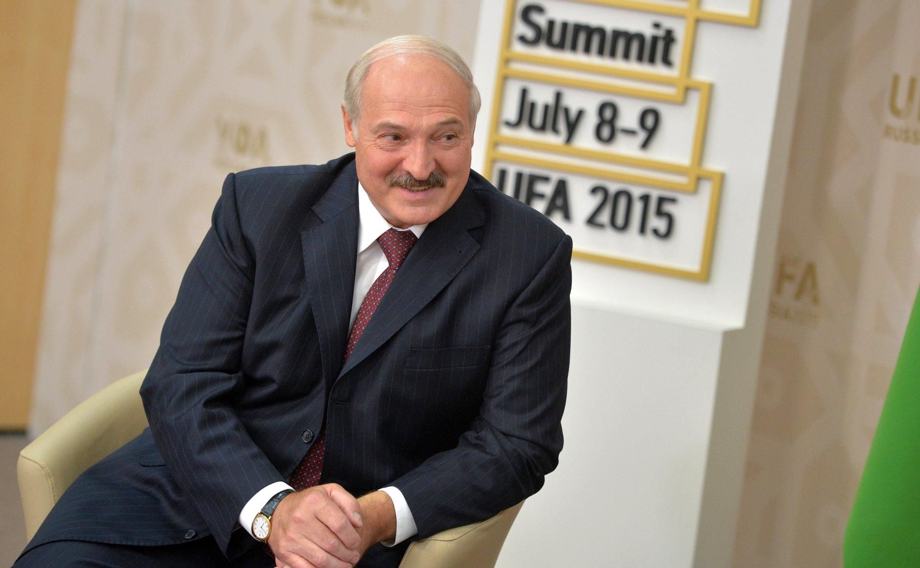 Лукашенко дозволив іноземця їхати у Білорусь для вакцинації