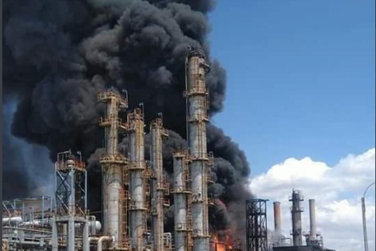 На нефтеперерабатывающем заводе Румынии взрыв 2 июля 2021: есть жертва На нефтеперерабатывающем заводе Румынии взрыв 2 июля 2021: есть жертва