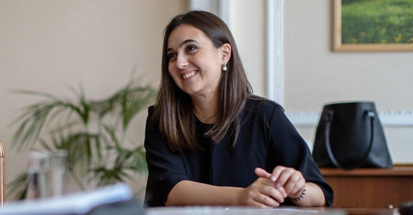 Мендель розповіла про свою майбутню книгу: обіцяє скандали Мендель розповіла про свою майбутню книгу: обіцяє скандали