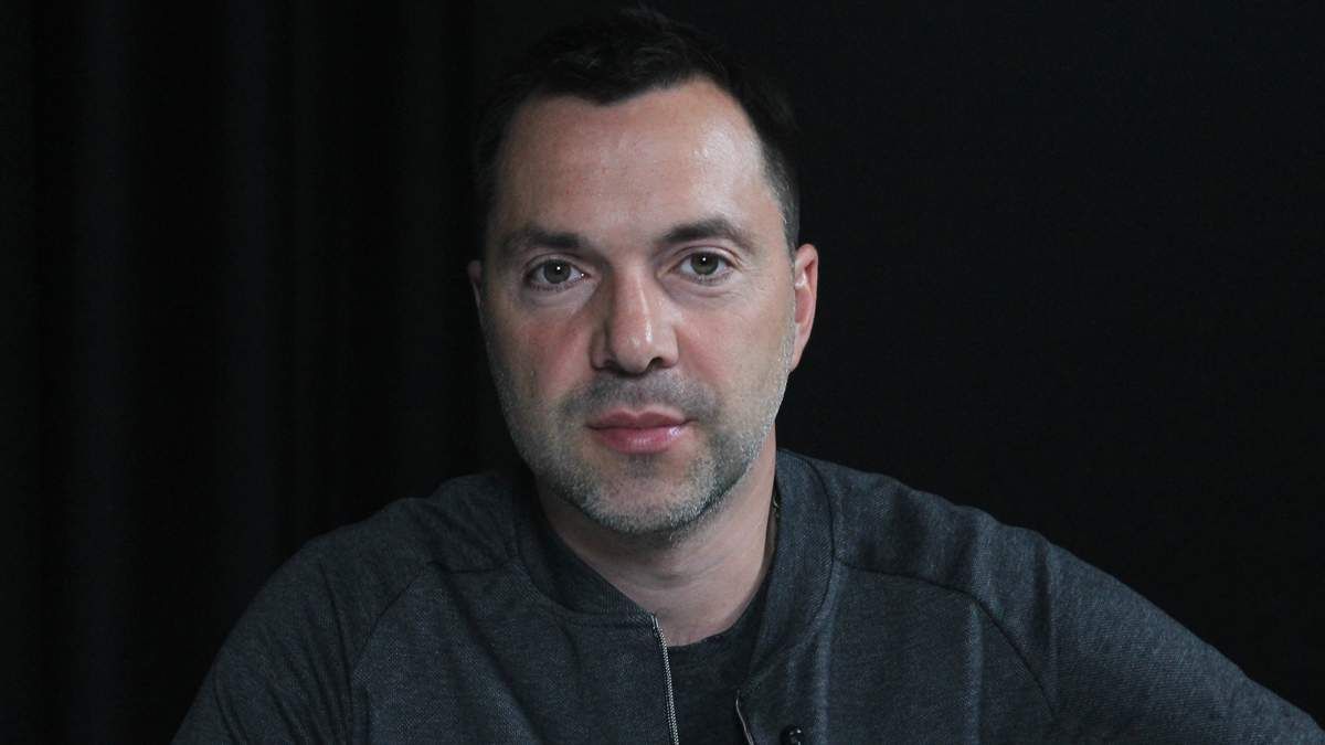 Арестович хочет встретиться с человеком, которого обозвал х**сосом Арестович хочет встретиться с человеком, которого обозвал х**сосом