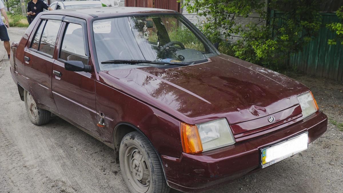 В Днепре Салават трижды переехала женщину: видео 18+ В Днепре Салават трижды переехала женщину: видео 18+