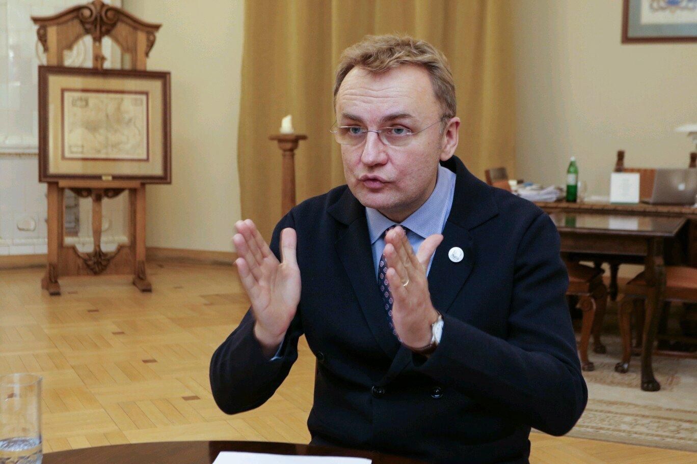 О жилых застройках речь идти не может, - Садовый о продаже части ЛАЗа О жилых застройках речь идти не может, - Садовый о продаже части ЛАЗа