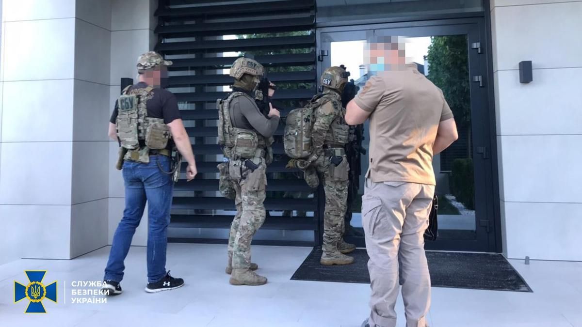 Злоумышленники хотели захватить 50 гектаров элитной земли под Киевом Злоумышленники хотели захватить 50 гектаров элитной земли под Киевом