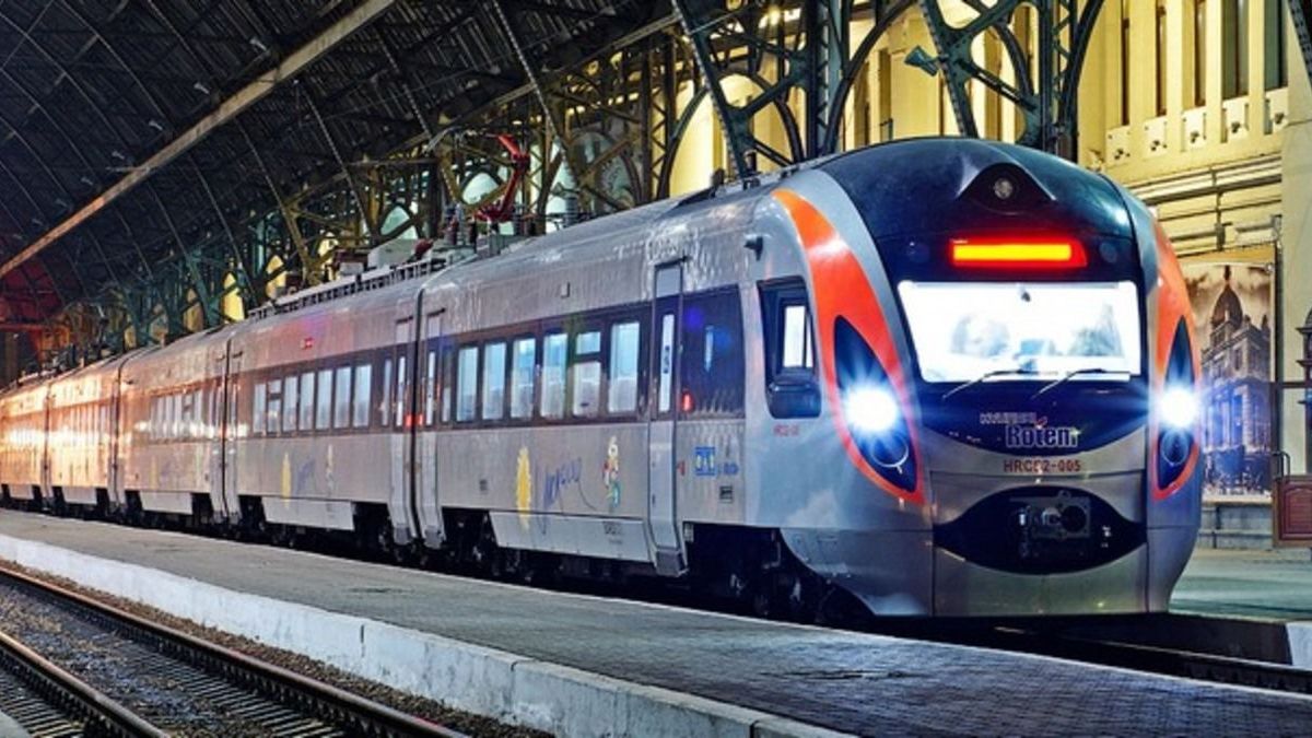 Поляки и украинцы просят восстановить скоростной поезд Львов - Перемышль 