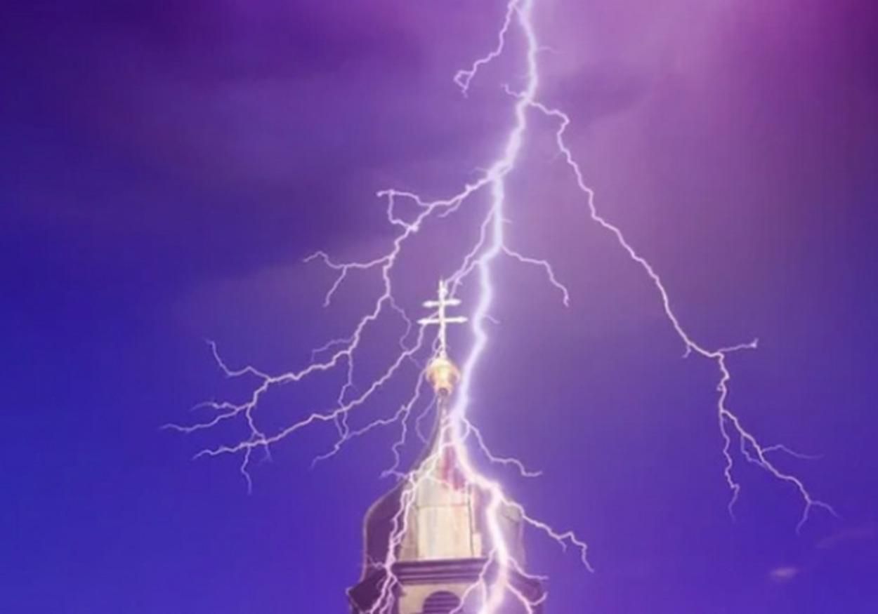 Загибель 14-річного хлопця у церкві біля Львова: нові подробиці трагедії Загибель 14-річного хлопця у церкві біля Львова: нові подробиці трагедії