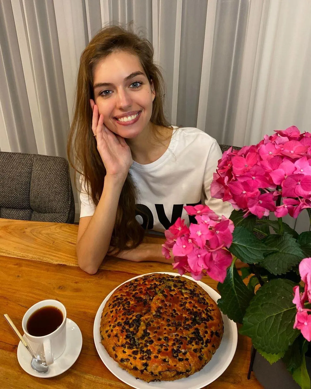 Дмитро Комаров Дмитро Комаров