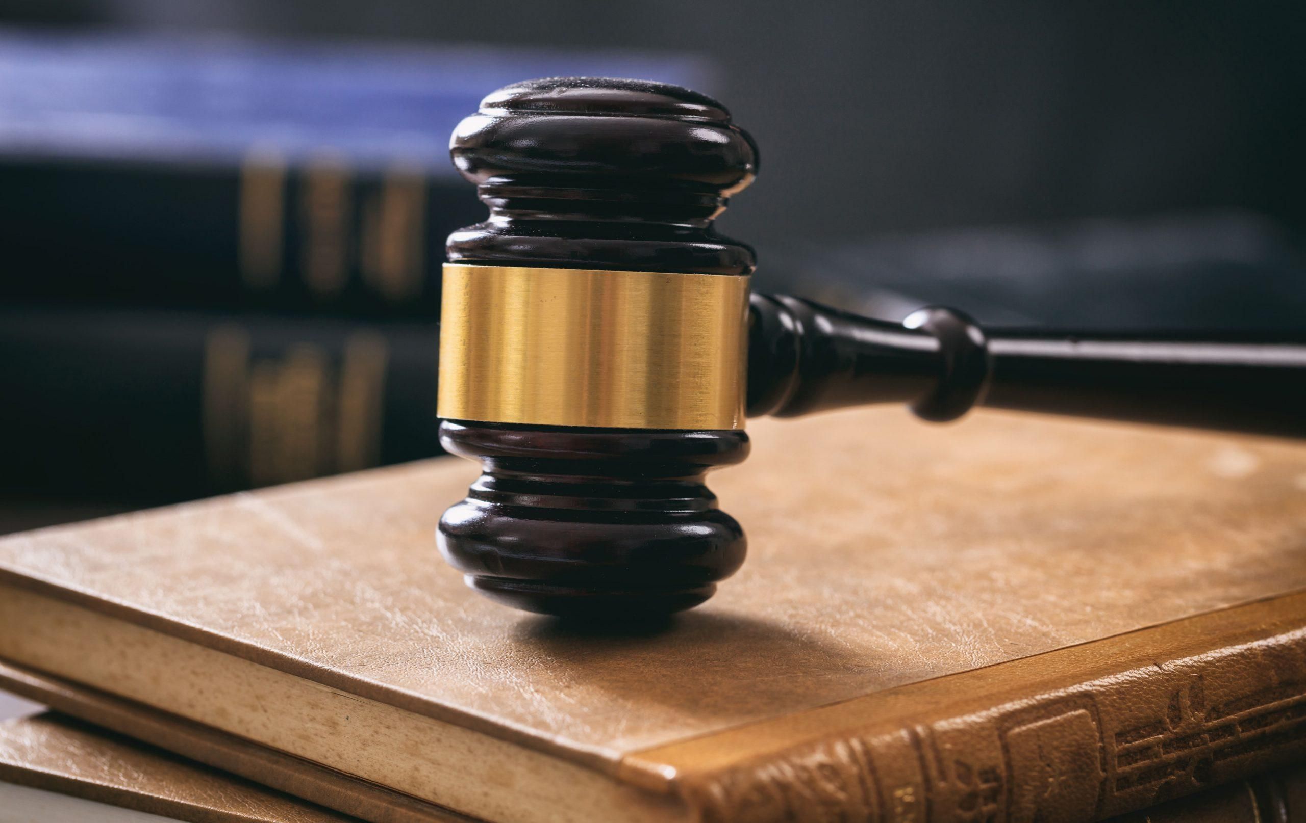 Незаконно депортувала українців: кримській судді оголосили підозру Незаконно депортувала українців: кримській судді оголосили підозру