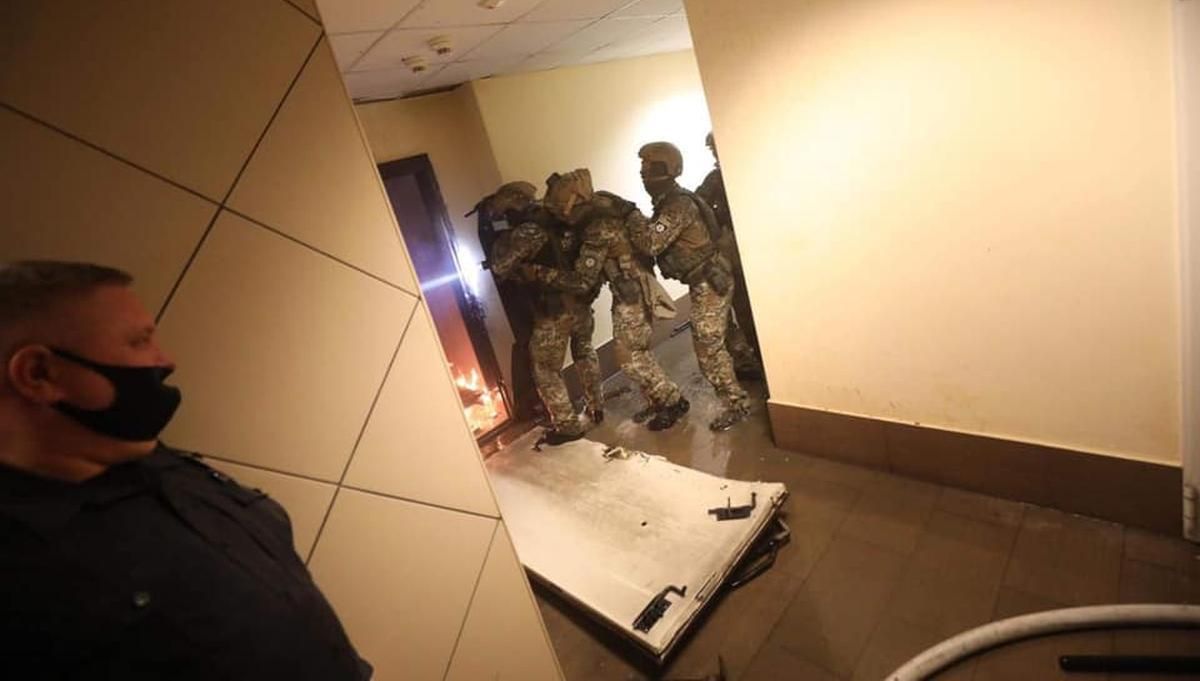 Стрілянина на Голосіївському проспекті 7 липня 2021: є заручники Стрілянина на Голосіївському проспекті 7 липня 2021: є заручники