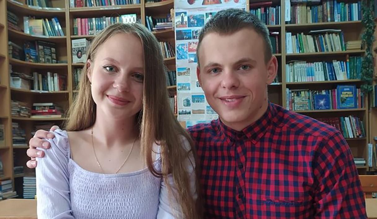 600 баллов вместе: двойняшки с Волыни получили максимальные баллы ВНО 600 баллов вместе: двойняшки с Волыни получили максимальные баллы ВНО