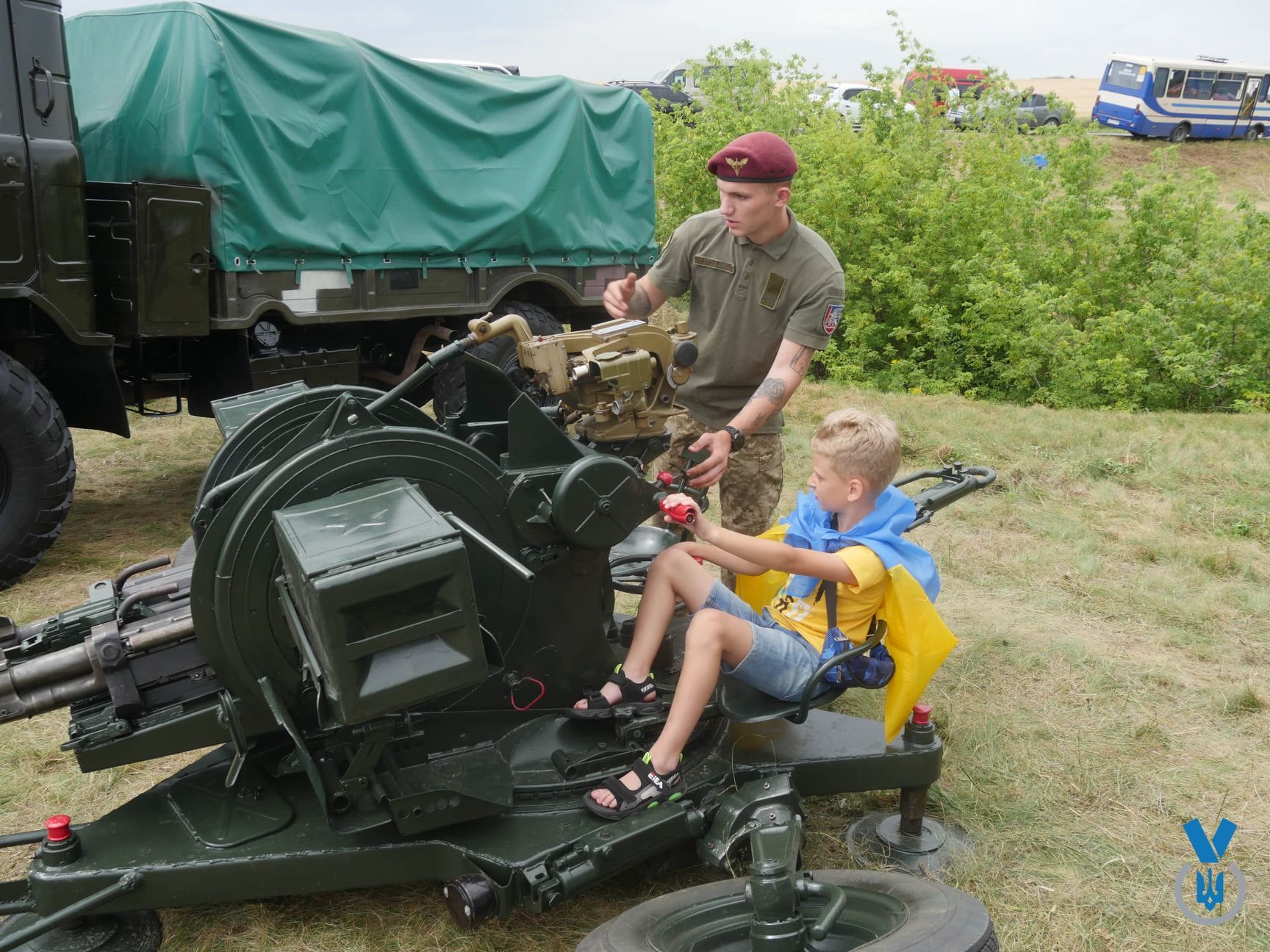 На горе Карачун состоялась акция Донбасс встречает своих защитников На горе Карачун состоялась акция Донбасс встречает своих защитников