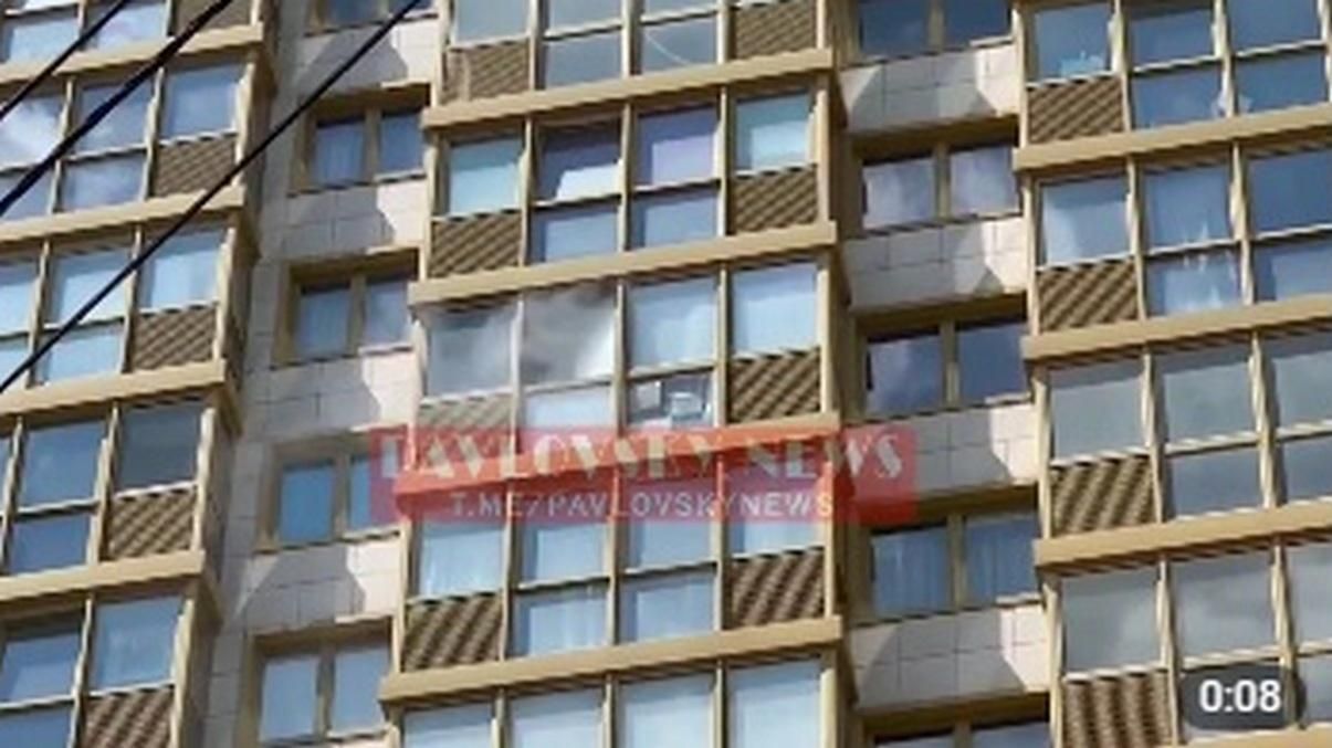 Чоловік, який поранив поліцейського у Києві, підпалив квартиру Чоловік, який поранив поліцейського у Києві, підпалив квартиру