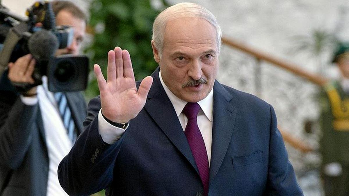 Кабмин одобрил санкции против Беларуси: теперь решение за СНБО