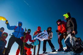 Три жительницы Львовщины покорили самую высокую вершину Турции: фото