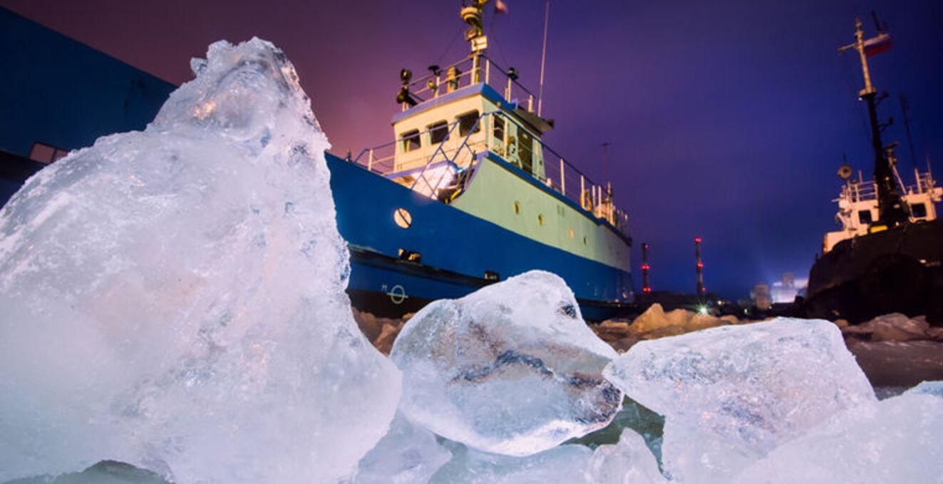 Україна придбає криголам для антарктичних експедицій: